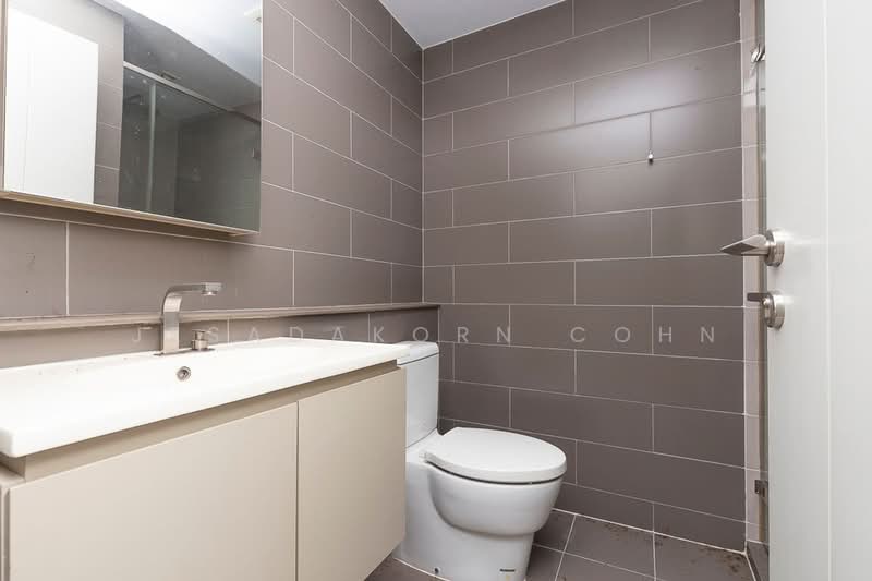 Sari by Sansiri, Bangkok, 36 Sukhumvit Road, Bang Chak, Phra Khanong, Bangkok, 2 Bedrooms, 58 sqm, Condo For Sale, by Jesadakorn Cohn, 500185491 - DDproperty.com