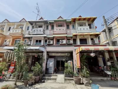 ขาย - อาคารพาณิชย์ 3 ชั้น หมู่บ้านเคซีรามอินทรา 1 ซอยหทัยราษฎร์ 39 ถนนรามอินทรา แขวงสามวาตะวันตก เขตคลองสา, กรุงเทพ