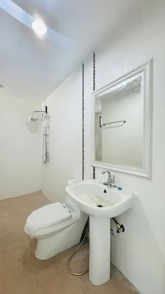 3-BR House, Chon Buri (Pattaya), Nong Pla Lai, Bang Lamung (Pattaya), Chon Buri (Pattaya), 3 Bedrooms, 150 sqm, Single Detached House For Sale, by Sirisongkran Kasemkun, 500185574 - DDproperty.com