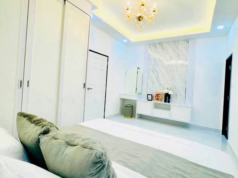 Rattanakorn Village 18, Chon Buri (Pattaya), Na Kloe, Bang Lamung (Pattaya), Chon Buri (Pattaya), 4 Bedrooms, 325 sqm, Single Detached House For Sale, by Kanyarat  Numtuek, 500185580 - DDproperty.com