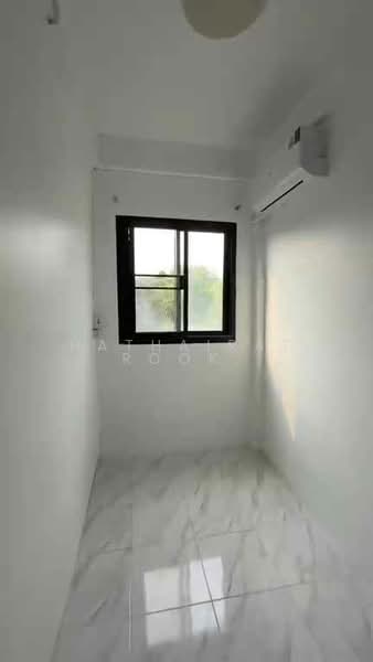 3-BR House, Bangkok, Ban Chang Lo, Bangkok Noi, Bangkok, 3 Bedrooms, 120 sqm, Single Detached House For Sale, by Hathairat  Rookphan  , 500185587 - DDproperty.com