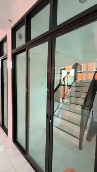 3-BR House, Bangkok, Ban Chang Lo, Bangkok Noi, Bangkok, 3 Bedrooms, 120 sqm, Single Detached House For Sale, by Hathairat  Rookphan  , 500185587 - DDproperty.com