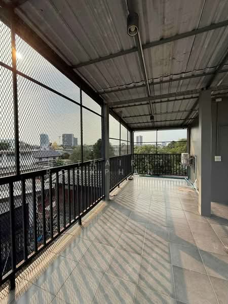 3-BR House, Bangkok, Ban Chang Lo, Bangkok Noi, Bangkok, 3 Bedrooms, 120 sqm, Single Detached House For Sale, by Hathairat  Rookphan  , 500185587 - DDproperty.com