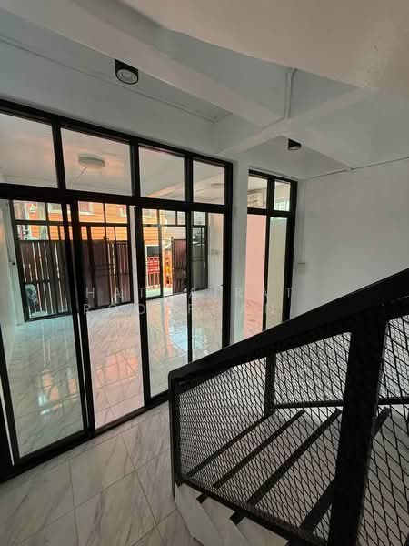 3-BR House, Bangkok, Ban Chang Lo, Bangkok Noi, Bangkok, 3 Bedrooms, 120 sqm, Single Detached House For Sale, by Hathairat  Rookphan  , 500185587 - DDproperty.com