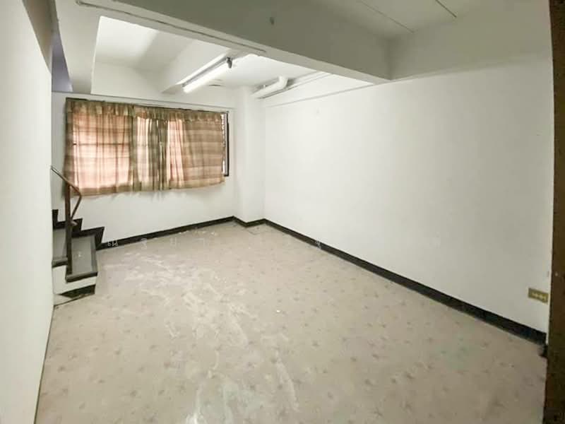 หมู่บ้าน สินธร แฮปปี้แลนด์, Bangkok, Khlong Chan, Bang Kapi, Bangkok, , 144 sqm, Shophouse For Sale, by ณัฐยา ศิริฐานนท์, 500185599 - DDproperty.com