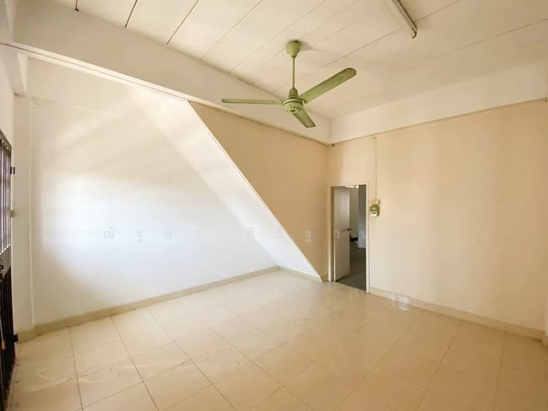 หมู่บ้าน สินธร แฮปปี้แลนด์, Bangkok, Khlong Chan, Bang Kapi, Bangkok, , 144 sqm, Shophouse For Sale, by ณัฐยา ศิริฐานนท์, 500185599 - DDproperty.com