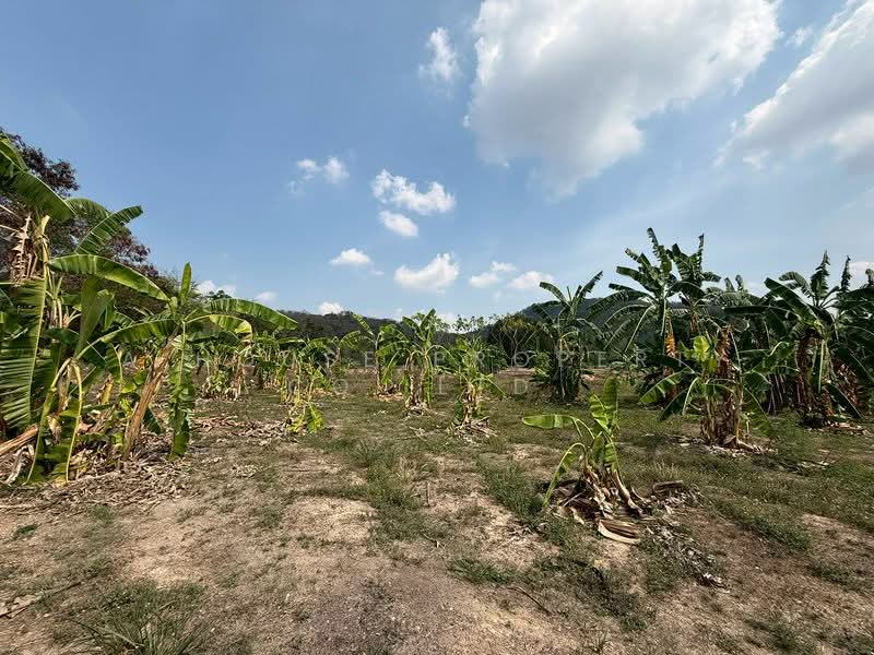 Land for sale in Nong Kham, Sriracha. Beautiful plot, excellent location., Chon Buri (Pattaya), Nong - Kham, Si Racha, Chon Buri (Pattaya), , 3,424 sqm, Land For Sale, by A House Property Co.,Ltd., 500185602 - DDproperty.com