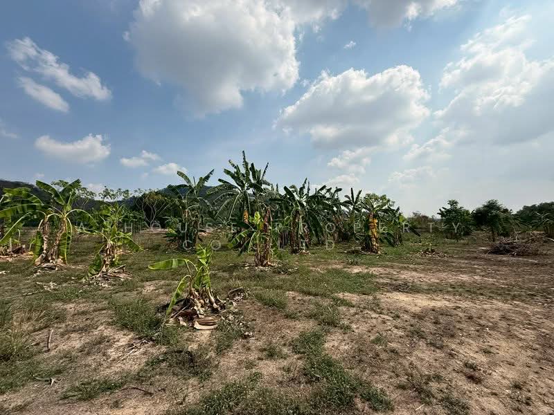Land for sale in Nong Kham, Sriracha. Beautiful plot, excellent location., Chon Buri (Pattaya), Nong - Kham, Si Racha, Chon Buri (Pattaya), , 3,424 sqm, Land For Sale, by A House Property Co.,Ltd., 500185602 - DDproperty.com