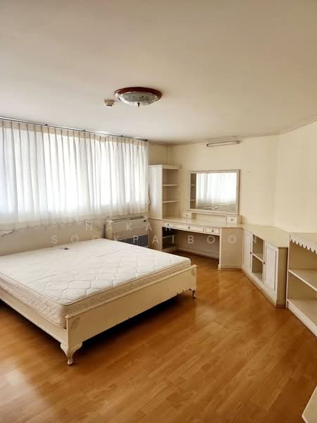 Tai Ping Towers, Bangkok, 582 Soi Sukhumvit 63, Khlong Tan Nua, Watthana, Bangkok, 4 Bedrooms, 252 sqm, Condo For Rent, by Nakarin  Sookpaiboon, 500185665 - DDproperty.com