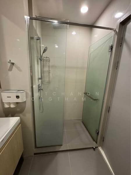 Oka Haus Sukhumvit 36, Bangkok, 3399 Rama 4 Road, Khong Tan, Khlong Toei, Bangkok, 1 Bedroom, 34 sqm, Condo For Rent, by Ratchanon Songthammakul, 500185682 - DDproperty.com