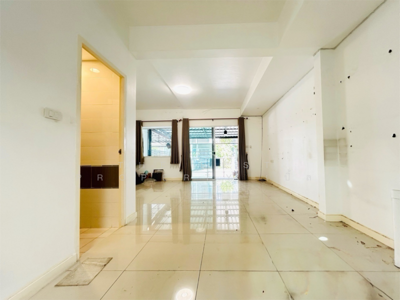 Indy Prachauthit 90, Samut Prakan, Soi Pracha Uthit 90, Pracha Uthit Road, Nai Khlong Bang Pla Kot, Phra Samut Jadee, Samut Prakan, 2 Bedrooms, 100 sqm, Townhouse For Sale, by The Best Property เปิ้ล, 500185727 - DDproperty.com