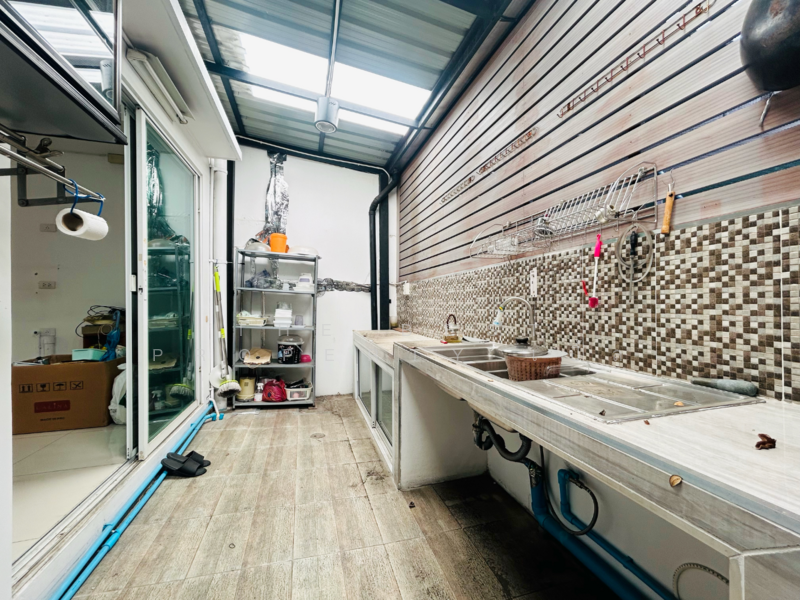 Indy Prachauthit 90, Samut Prakan, Soi Pracha Uthit 90, Pracha Uthit Road, Nai Khlong Bang Pla Kot, Phra Samut Jadee, Samut Prakan, 2 Bedrooms, 100 sqm, Townhouse For Sale, by The Best Property เปิ้ล, 500185727 - DDproperty.com