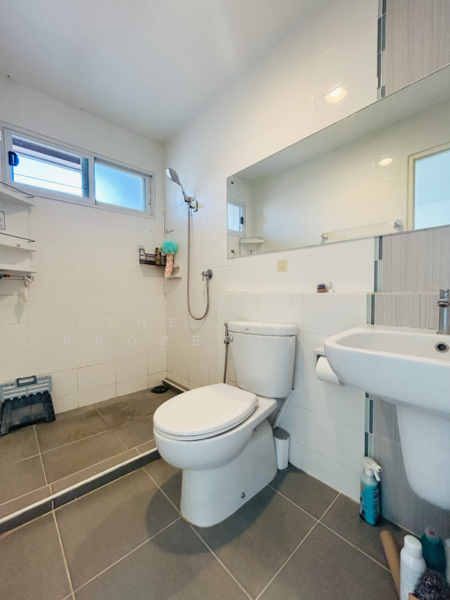 Indy Prachauthit 90, Samut Prakan, Soi Pracha Uthit 90, Pracha Uthit Road, Nai Khlong Bang Pla Kot, Phra Samut Jadee, Samut Prakan, 2 Bedrooms, 100 sqm, Townhouse For Sale, by The Best Property เปิ้ล, 500185727 - DDproperty.com