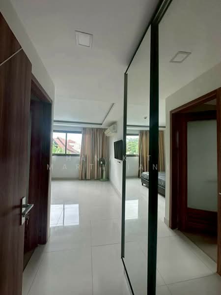 Club Royal, Chon Buri (Pattaya), 381 Soi Na Kluea 12, Na Kloe, Bang Lamung (Pattaya), Chon Buri (Pattaya), 2 Bedrooms, 72 sqm, Condo For Sale, by Thanakit  Martiniani, 500185748 - DDproperty.com