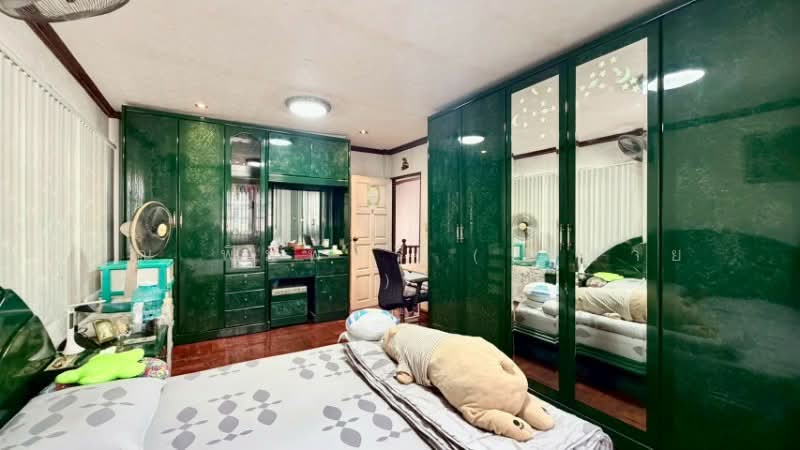 บ้านเดี่ยว พิบูลย์ จรัญสนิทวงศ์ 35 ใกล้ MRT แยกไฟฉาย, Bangkok, พรานนก-กาญจนาภิเษก, Bang Prom, Taling Chan, Bangkok, 6 Bedrooms, 400 sqm, Single Detached House For Sale, by คุณ พิมพ์สิริ ( ทราย ), 500185752 - DDproperty.com