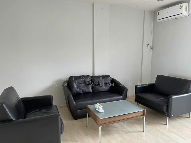 Areeya Mandarina Sukhumvit 77, Bangkok, Sukhumvit 77 Road (On Nut), Suan Luang, Suan Luang, Bangkok, 3 Bedrooms, 200 sqm, Townhouse For Rent, by Ratchanon Songthammakul, 500185762 - DDproperty.com