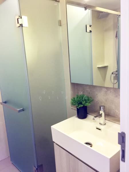 The Lumpini 24, Bangkok, Sukhumvit 24 Road, Khong Tan, Khlong Toei, Bangkok, 2 Bedrooms, 55 sqm, Condo For Rent, by จักรภณ ภูวเศรณี, 500185800 - DDproperty.com