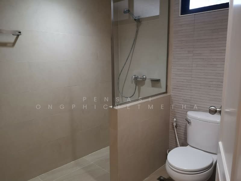 Lee House Apartment, Bangkok, 13 Thonglor 13, Khlong Tan Nua, Watthana, Bangkok, 3 Bedrooms, 240 sqm, Apartment For Rent, by Pensasi Ongphichetmetha, 500185816 - DDproperty.com
