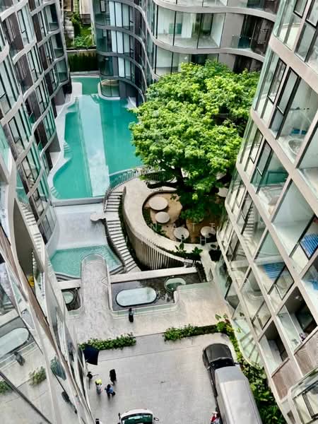 Fynn Asoke, Bangkok, 28 Sukhumvit 10 Alley, Khlong Toei, Khlong Toei, Bangkok, 3 Bedrooms, 110 sqm, Condo For Rent, by Yaninatta Jaturaphut, 500185820 - DDproperty.com
