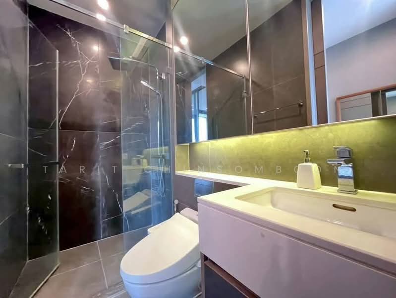 The Esse Asoke, Bangkok, 333 Soi Sukhumvit 21, Sukhumvit Road, Khlongtoei Nua, Watthana, Bangkok, 1 Bedroom, 35 sqm, Condo For Rent, by Tarit Chinsomboon, 500185851 - DDproperty.com