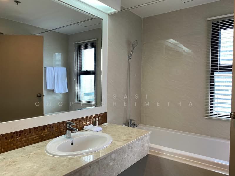 G.P. Grande Tower, Bangkok, 55 Sukhumvit 23, Khlongtoei Nua, Watthana, Bangkok, 3 Bedrooms, 180 sqm, Apartment For Rent, by Pensasi Ongphichetmetha, 500185853 - DDproperty.com