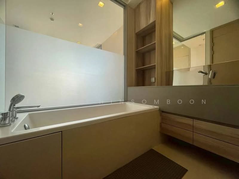 The Esse Asoke, Bangkok, 333 Soi Sukhumvit 21, Sukhumvit Road, Khlongtoei Nua, Watthana, Bangkok, 1 Bedroom, 52 sqm, Condo For Rent, by Tarit Chinsomboon, 500185862 - DDproperty.com