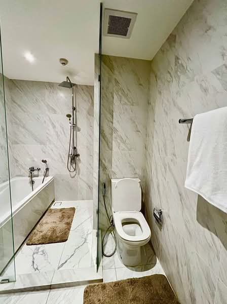 Fynn Asoke, Bangkok, 28 Sukhumvit 10 Alley, Khlong Toei, Khlong Toei, Bangkok, 1 Bedroom, 38 sqm, Condo For Rent, by Vinai  Wattana, 500185868 - DDproperty.com