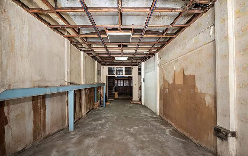 ตึก 4.5 ชั้น 5 คูหา มีดาดฟ้า (ห้องมุม) วงเวียนโอเดียน ซอยเยาวราช 3, Bangkok, เยาวราช, Samphanthawong, Samphanthawong, Bangkok, 1 Bedroom, 1,100 sqm, Townhouse For Sale, by กรกฤตย์ บุญสระ, 500185875 - DDproperty.com