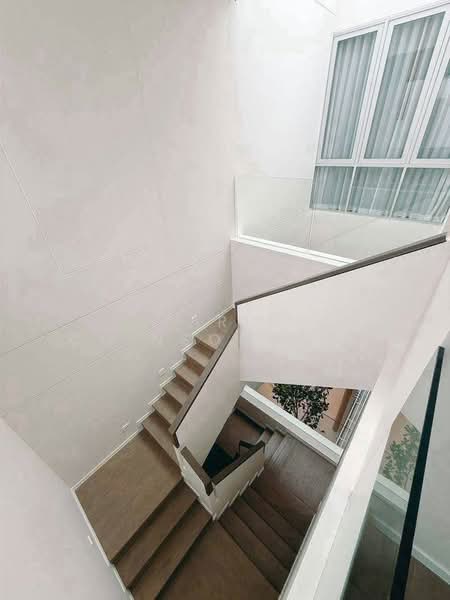 Noble Terra Rama 9-Ekamai, Bangkok, 299 Chamnian Soem Alley, Wang Thonglang, Wang Thonglang, Bangkok, 3 Bedrooms, 409 sqm, Single Detached House For Rent, by Tarit Chinsomboon, 500185886 - DDproperty.com