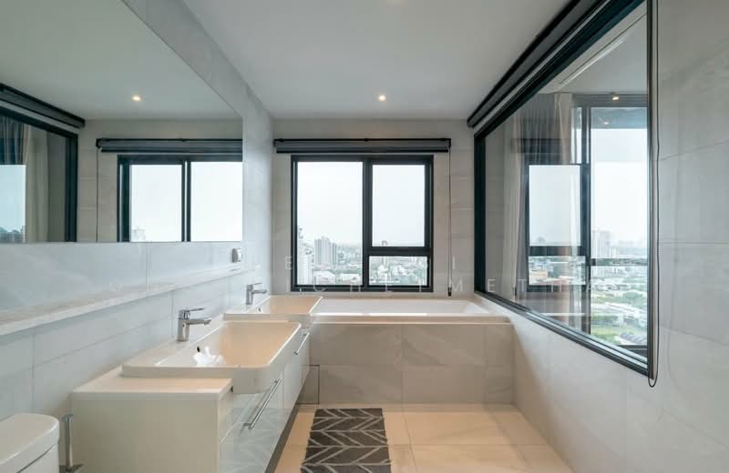 Rhythm Ekkamai, Bangkok, 11 Soi Sukhumvit 63, Khlongtoei Nua, Watthana, Bangkok, 3 Bedrooms, 120 sqm, Condo For Rent, by Pensasi Ongphichetmetha, 500185911 - DDproperty.com