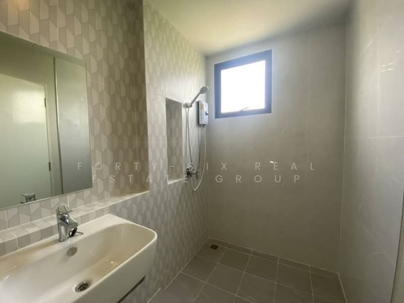 Baan Klang Muang Ramintra 83 Station, Bangkok, 16 Kanchanaphisek Road, Ram Inthra, Khan Na Yao, Bangkok, 4 Bedrooms, 218 sqm, Townhouse For Rent, by Forty-Six Real Estate Group, 500185913 - DDproperty.com