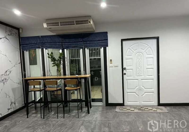 For Rent 3 Bedroom Townhouse in Khlong Toei Nuea Watthana Bangkok HRE00375, Bangkok, Khlongtoei Nua, Watthana, Bangkok, 3 Bedrooms, 200 sqm, Townhouse For Rent, by Hero Realtor Co., Ltd., 500185920 - DDproperty.com