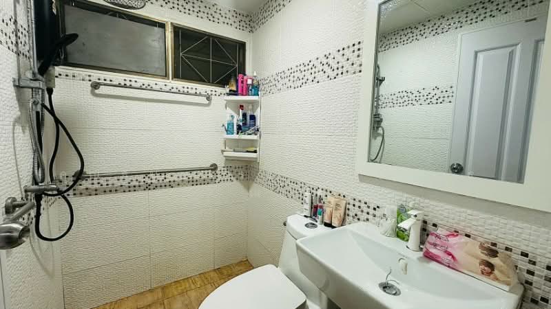 บ้านเดี่ยว มณียา 2 ไทรม้า, Nonthaburi, Sai Ma, Muang Nonthaburi, Nonthaburi, 4 Bedrooms, 200 sqm, Single Detached House For Sale, by คุณธนพวรรณ (ณวรรณ), 500185928 - DDproperty.com