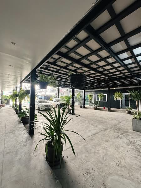 Warehouse with office space for rent, Ratchada, Huai Khwang, 1,500 sq m, near MRT Huai Khwang statio, Bangkok, Huai Khwang, Huai Khwang, Bangkok, , 1,500 sqm, Warehouse/Factory For Rent, by Tida phanthonglarptawee, 500185977 - DDproperty.com