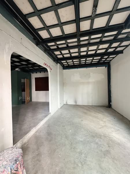 Warehouse with office space for rent, Ratchada, Huai Khwang, 1,500 sq m, near MRT Huai Khwang statio, Bangkok, Huai Khwang, Huai Khwang, Bangkok, , 1,500 sqm, Warehouse/Factory For Rent, by Tida phanthonglarptawee, 500185977 - DDproperty.com