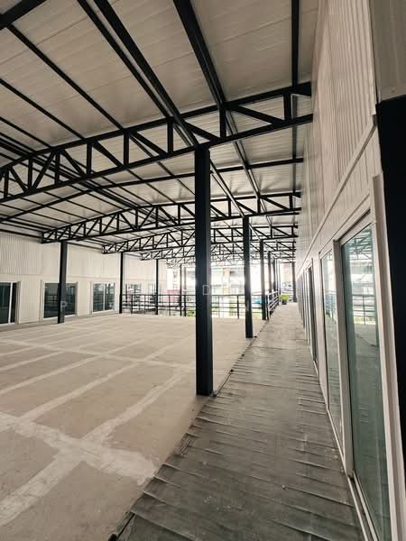 Warehouse with office space for rent, Ratchada, Huai Khwang, 1,500 sq m, near MRT Huai Khwang statio, Bangkok, Huai Khwang, Huai Khwang, Bangkok, , 1,500 sqm, Warehouse/Factory For Rent, by Tida phanthonglarptawee, 500185977 - DDproperty.com