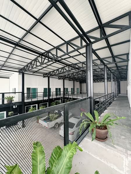 Warehouse with office space for rent, Ratchada, Huai Khwang, 1,500 sq m, near MRT Huai Khwang statio, Bangkok, Huai Khwang, Huai Khwang, Bangkok, , 1,500 sqm, Warehouse/Factory For Rent, by Tida phanthonglarptawee, 500185977 - DDproperty.com