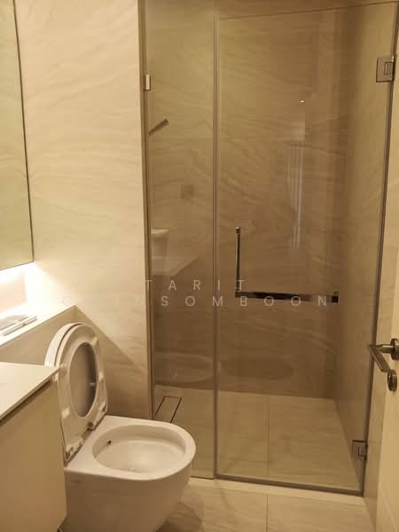 The Strand Thonglor, Bangkok, 36 Soi Sukhumvit 55, Khlong Tan Nua, Watthana, Bangkok, 2 Bedrooms, 80 sqm, Condo For Rent, by Tarit Chinsomboon, 500185988 - DDproperty.com