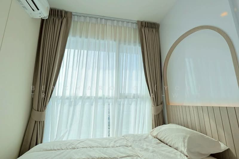 Lumpini Place Ratchada-Sathu, Bangkok, 501 3 Sathu Pradit 27 Alley, Chong Nonsi, Yan Nawa, Bangkok, 2 Bedrooms, 43 sqm, Condo For Rent, by Bencharong (Yok) Treerat-a-na-wat, 500186013 - DDproperty.com