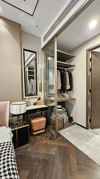 The Esse Sukhumvit 36, Bangkok, Soi Sukhumvit 36, Sukhumvit Road, Phra Kanong, Khlong Toei, Bangkok, 1 Bedroom, 38 sqm, Condo For Rent, by Chavis Laismit, 500186025 - DDproperty.com