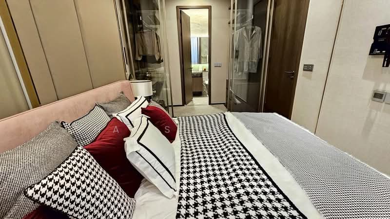 The Esse Sukhumvit 36, Bangkok, Soi Sukhumvit 36, Sukhumvit Road, Phra Kanong, Khlong Toei, Bangkok, 1 Bedroom, 38 sqm, Condo For Rent, by Chavis Laismit, 500186025 - DDproperty.com