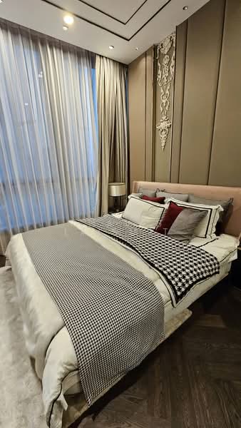 The Esse Sukhumvit 36, Bangkok, Soi Sukhumvit 36, Sukhumvit Road, Phra Kanong, Khlong Toei, Bangkok, 1 Bedroom, 38 sqm, Condo For Rent, by Chavis Laismit, 500186025 - DDproperty.com