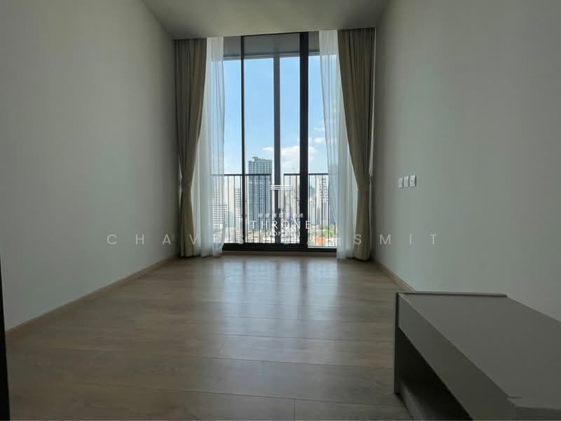 Noble Around Sukhumvit 33, Bangkok, 17 Soi Sukhumvit 33, Khlong Tan Nua, Watthana, Bangkok, 2 Bedrooms, 55 sqm, Condo For Rent, by Chavis Laismit, 500186029 - DDproperty.com