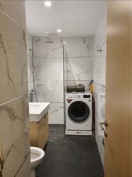 Liberty Park 2, Bangkok, 55 Soi Sukhumvit 11, Khlongtoei Nua, Watthana, Bangkok, 2 Bedrooms, 105 sqm, Condo For Rent, by Sirinan Ruangchoti, 500186062 - DDproperty.com