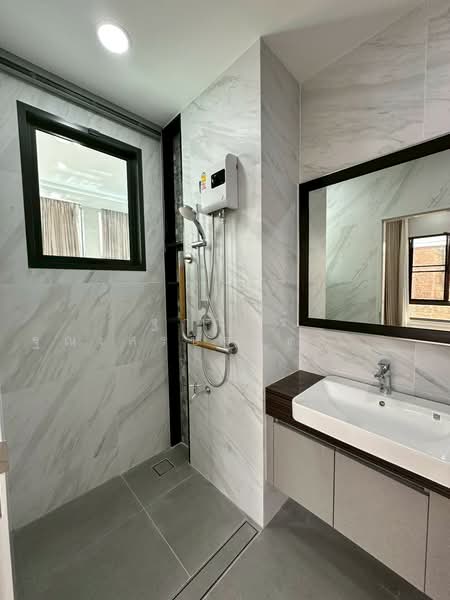 Grand Bangkok Boule, Bangkok, ศรีนครินทร์, Nong Bon, Prawet, Bangkok, 5 Bedrooms, 560 sqm, Single Detached House For Sale, by Tharnavee Tharnasetthadakul, 500186126 - DDproperty.com