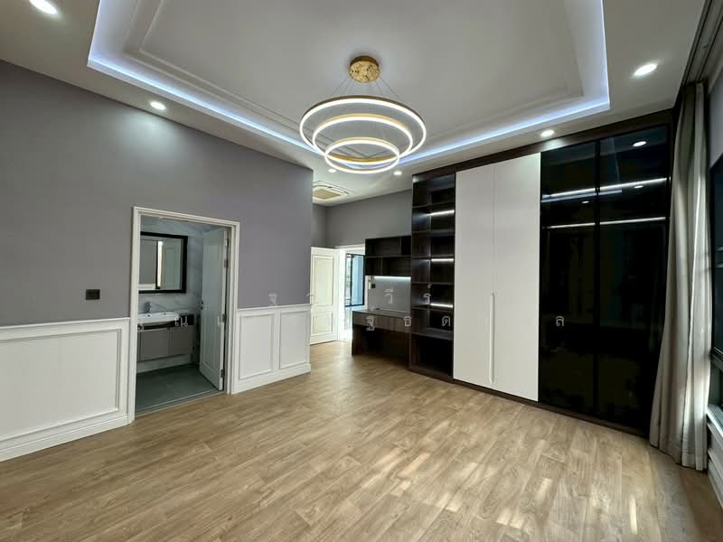 Grand Bangkok Boule, Bangkok, ศรีนครินทร์, Nong Bon, Prawet, Bangkok, 5 Bedrooms, 560 sqm, Single Detached House For Sale, by Tharnavee Tharnasetthadakul, 500186126 - DDproperty.com