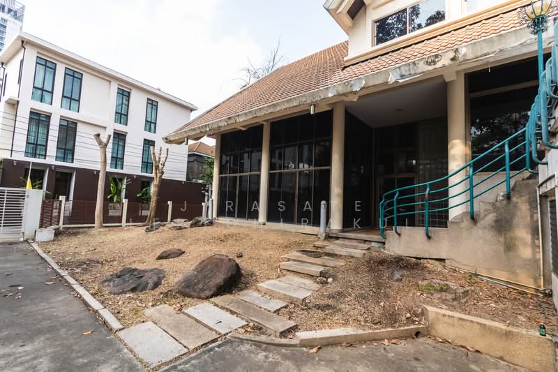 ., Bangkok, Khong Tan, Khlong Toei, Bangkok, 5 Bedrooms, 888 sqm, Single Detached House For Sale, by Jirasate Lertdhirakul, 500186128 - DDproperty.com