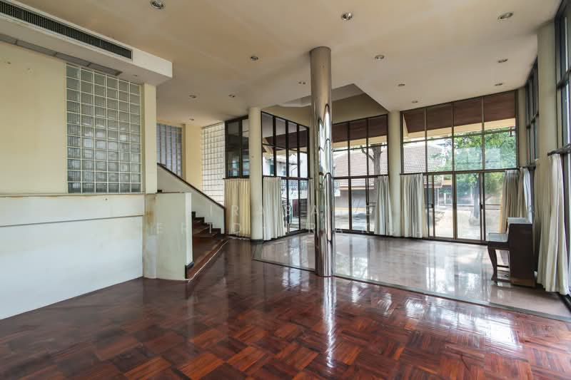 ., กรุงเทพ, คลองตัน, คลองเตย, กรุงเทพ, 888 ตร.ม., บ้านเดี่ยว ขาย, โดย Jirasate Lertdhirakul, 500186128 - DDproperty.com