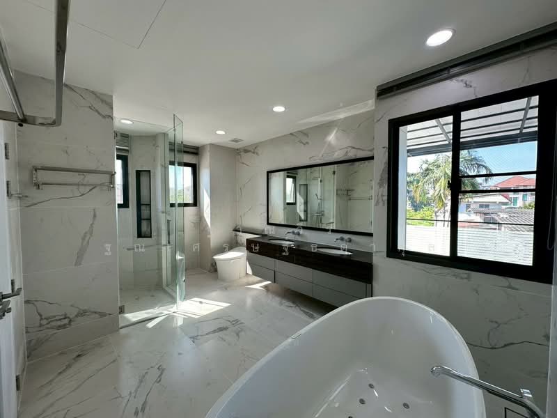 Grand Bangkok Boulervard Srinakarin, Bangkok, ศรีนครินทร์, Nong Bon, Prawet, Bangkok, 5 Bedrooms, 560 sqm, Single Detached House For Rent, by Tharnavee Tharnasetthadakul, 500186155 - DDproperty.com