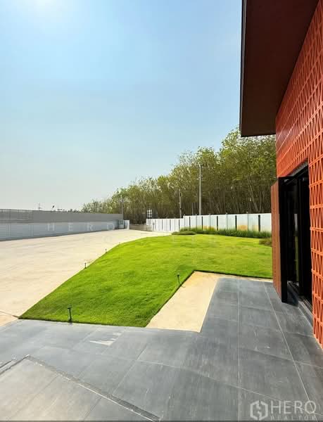 For sale Factory 3250 sqm in Nong Irun, Ban Bueng, Chon Buri HRE00379, ชลบุรี, หนองอิรุณ, บ้านบึง, ชลบุรี, 3,250 ตร.ม., โกดัง-โรงงาน ขาย, โดย Hero Realtor Co., Ltd., 500186163 - DDproperty.com